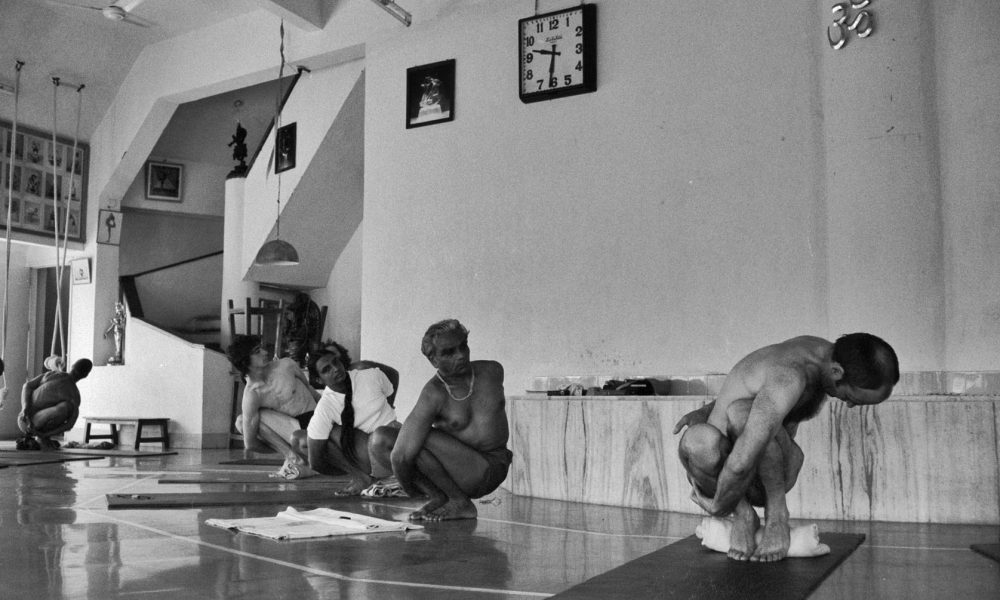 Iyengar-52-006 Iyengar-52-006